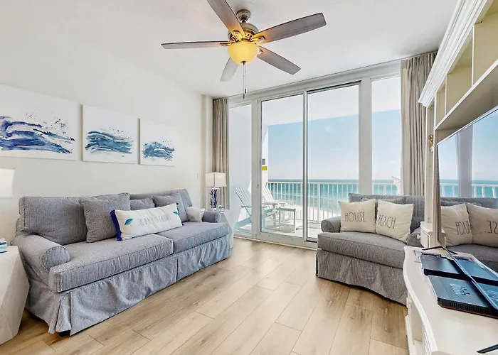 Gulf-front Retreat Perfect For Couples With Shared Pool & Hot Tub Free Wifi & Wd Holiday home *