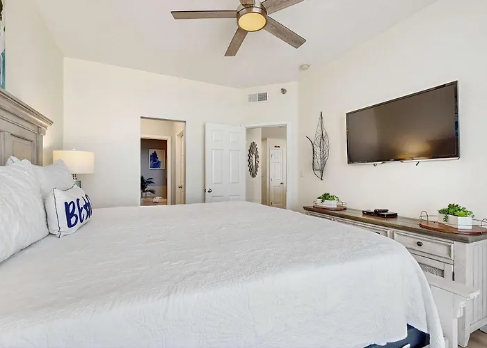 Gulf-front Retreat Perfect For Couples With Shared Pool & Hot Tub Free Wifi & Wd * Gulf Shores