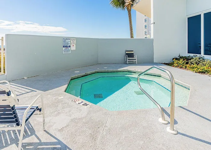 Holiday home Gulf-front Retreat Perfect For Couples With Shared Pool & Hot Tub Free Wifi & Wd Gulf Shores