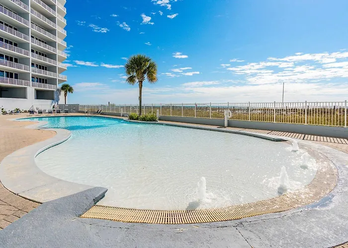 Holiday home Gulf-front Retreat Perfect For Couples With Shared Pool & Hot Tub Free Wifi & Wd