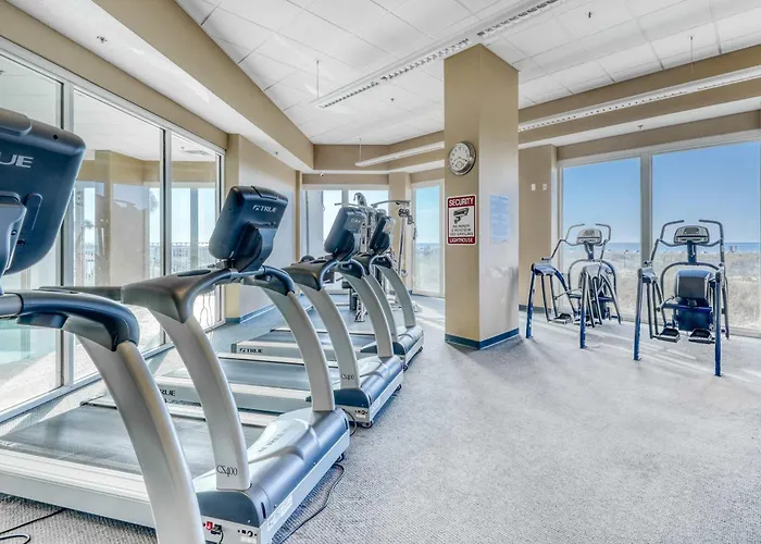 Holiday home Gulf-front Retreat Perfect For Couples With Shared Pool & Hot Tub Free Wifi & Wd Gulf Shores