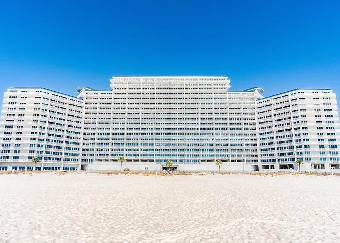 Gulf-front Retreat Perfect For Couples With Shared Pool & Hot Tub Free Wifi & Wd Gulf Shores
